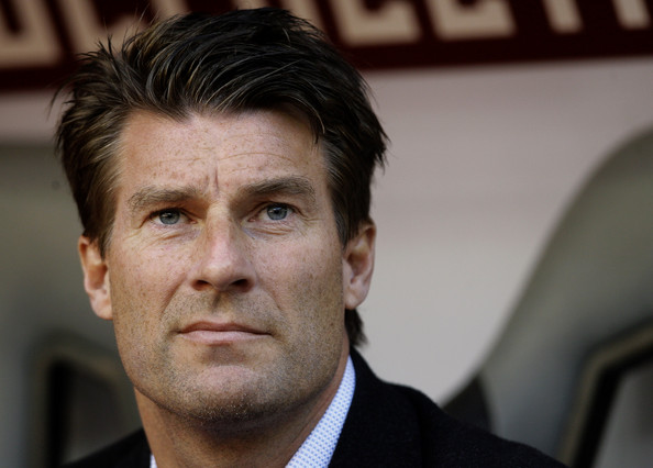 Siêu kinh điển: Laudrup - người nghệ sĩ thầm lặng